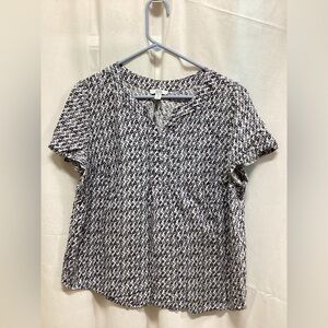 Croft & Barrow Black and White Geometric Blouse